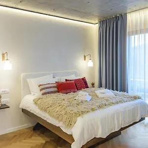 Nishani 5 Stars Boutique Motel