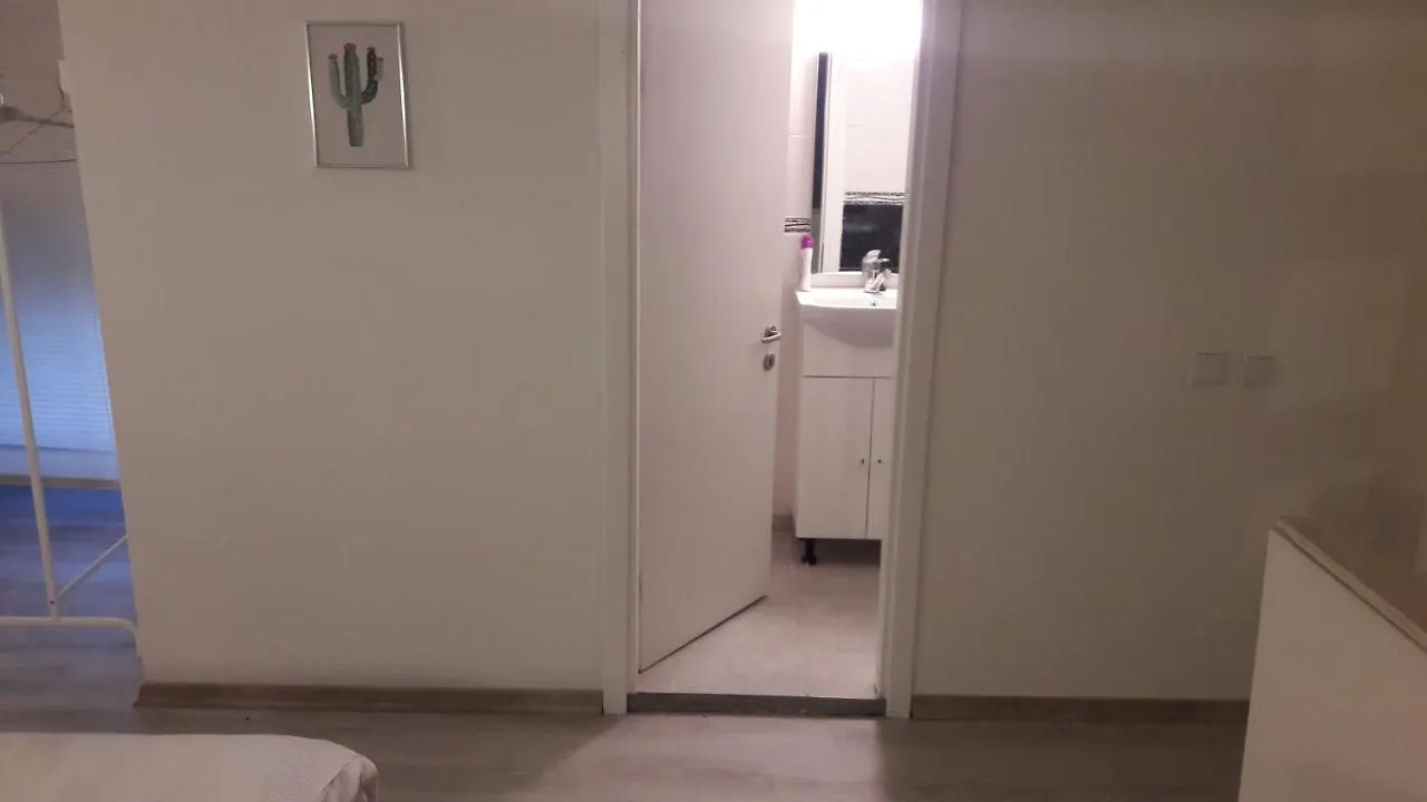 Himalaya Aparthotel Bucureşti 0*,  România