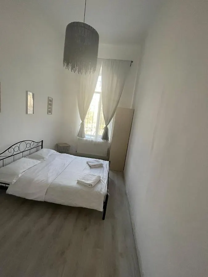 Himalaya Aparthotel Bucureşti România