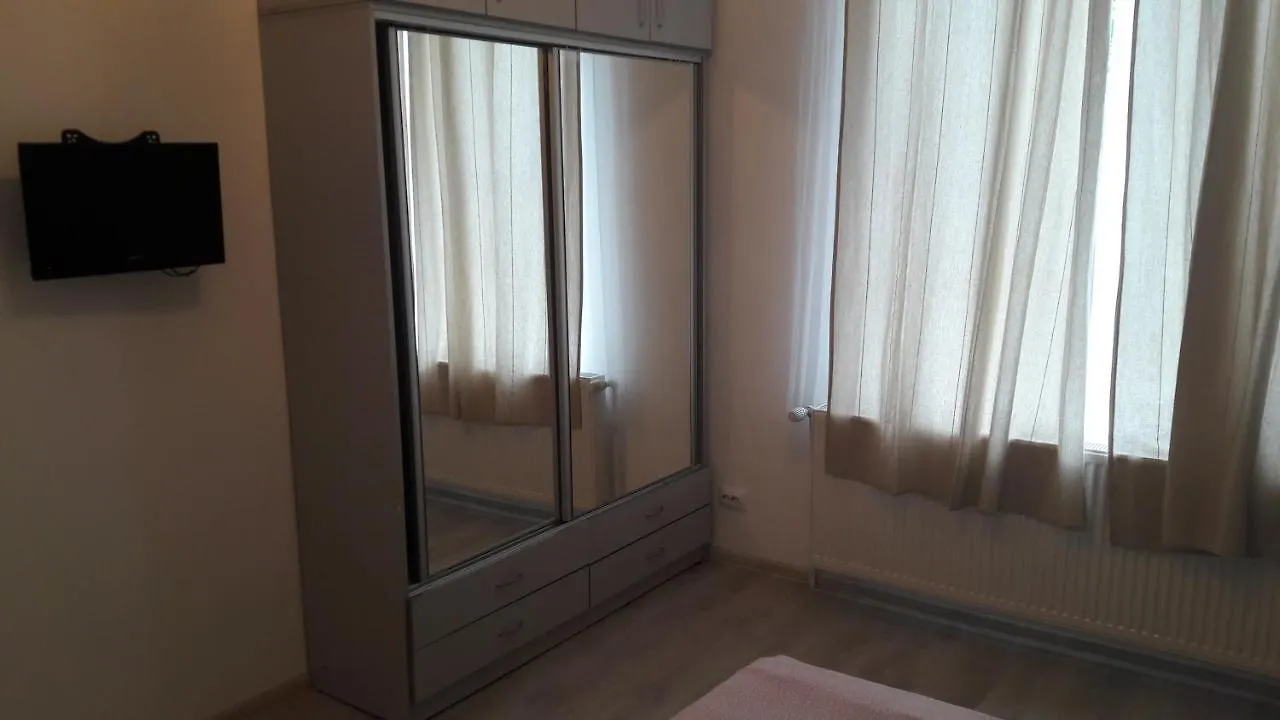 Himalaya Aparthotel Bucharest 0*,